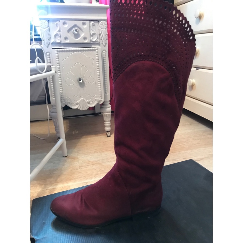Lace Detail Boots